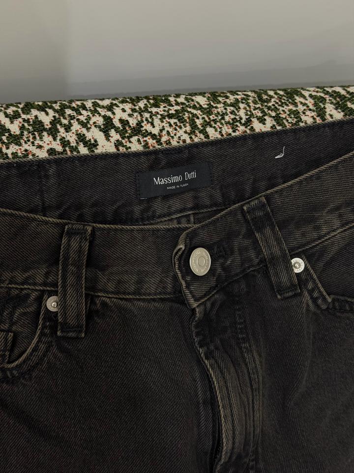 Джинсы Massimo Dutti