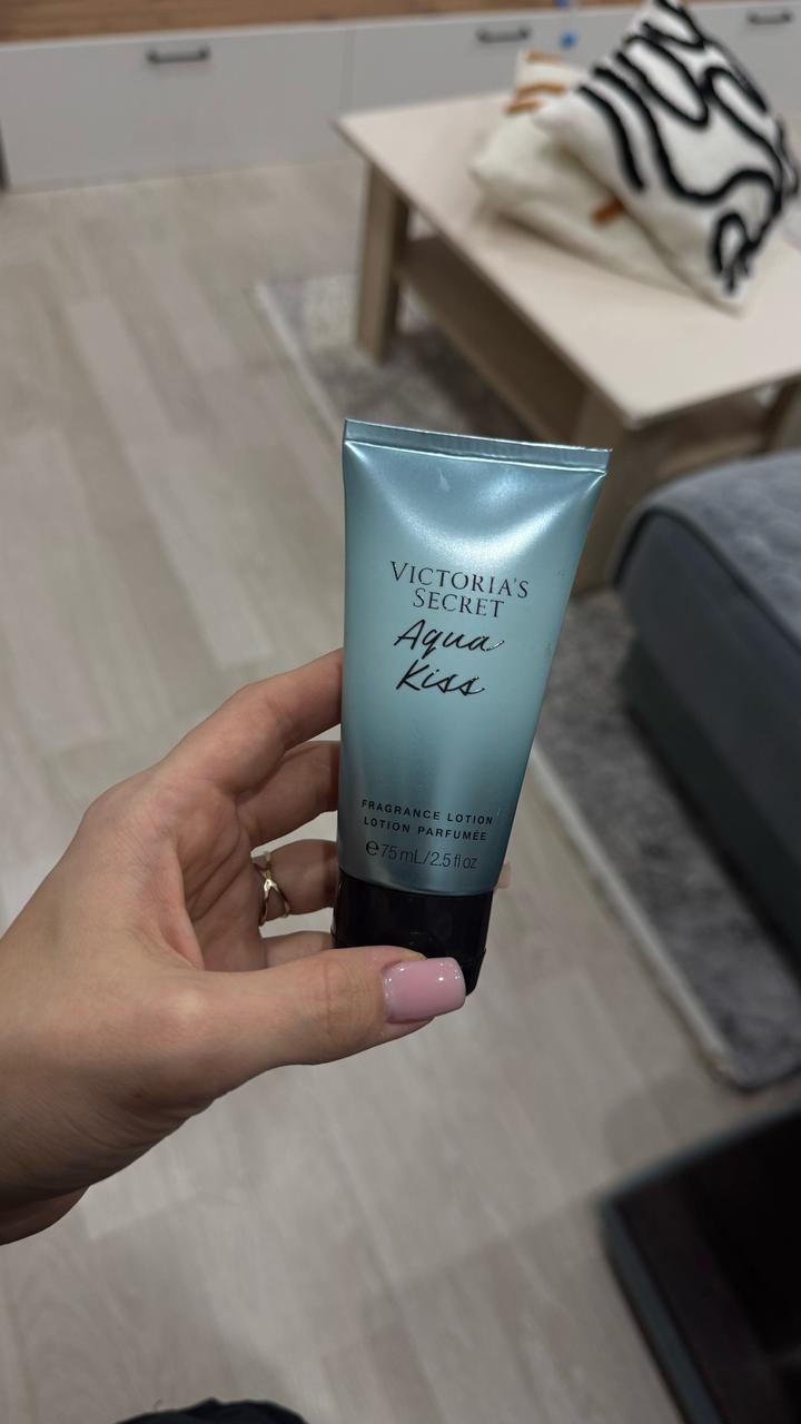 Лосьон для тела Victoria's Secret Aqua Kiss