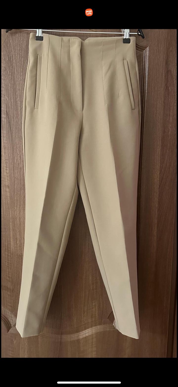 Брюки классические бежевые Zara