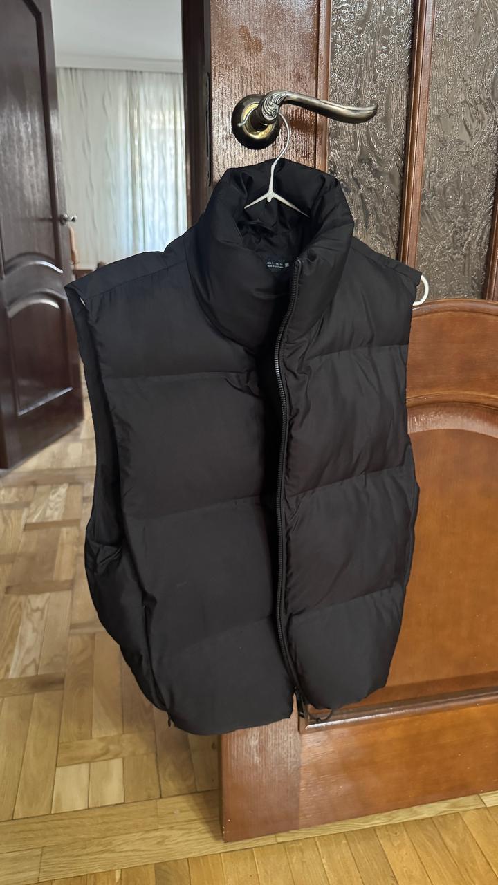 Жилет ZARA