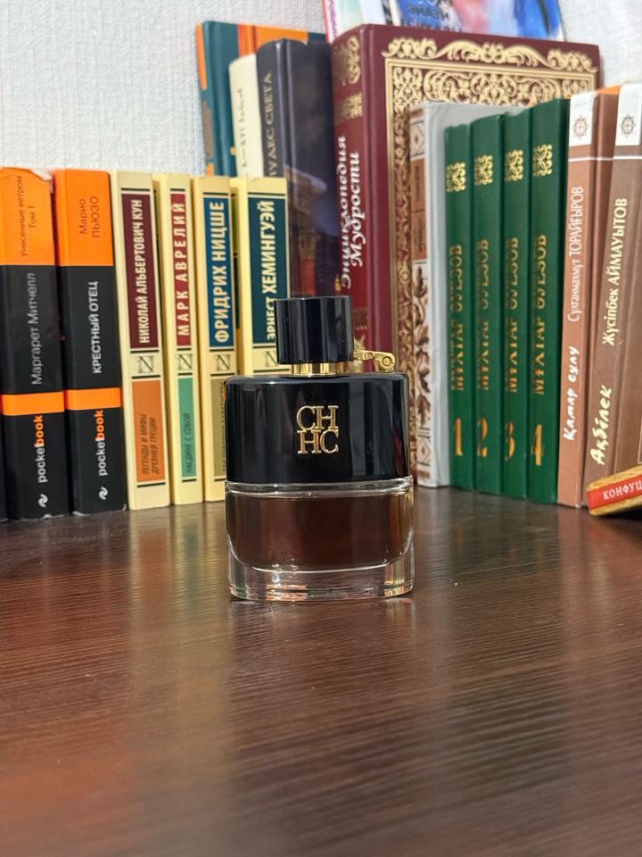 Carolina Herrera prive парфюм