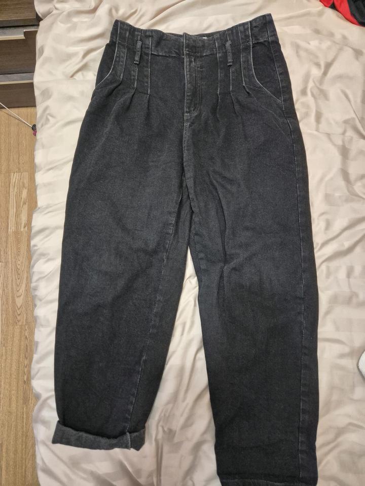Джинсы Bershka