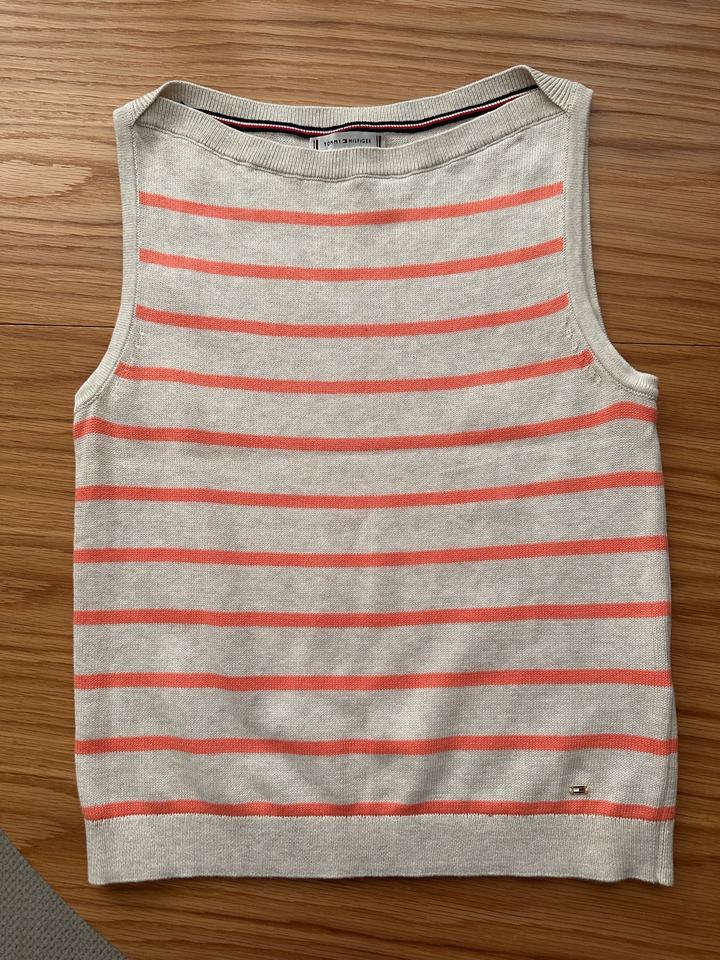 Топ Tommy Hilfiger