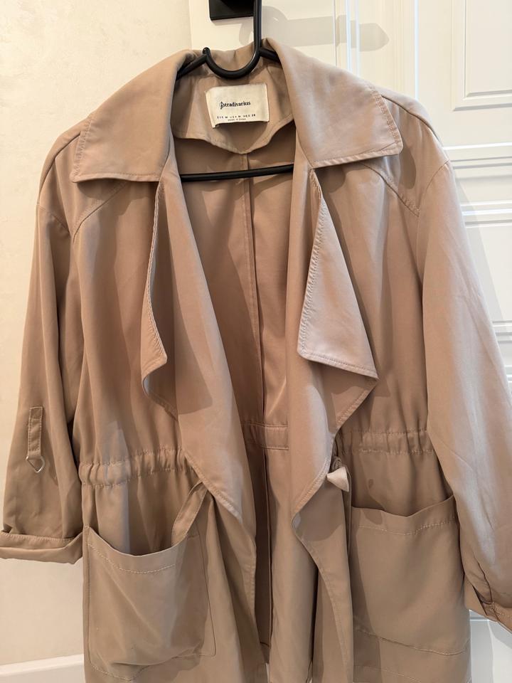 Тренч Stradivarius