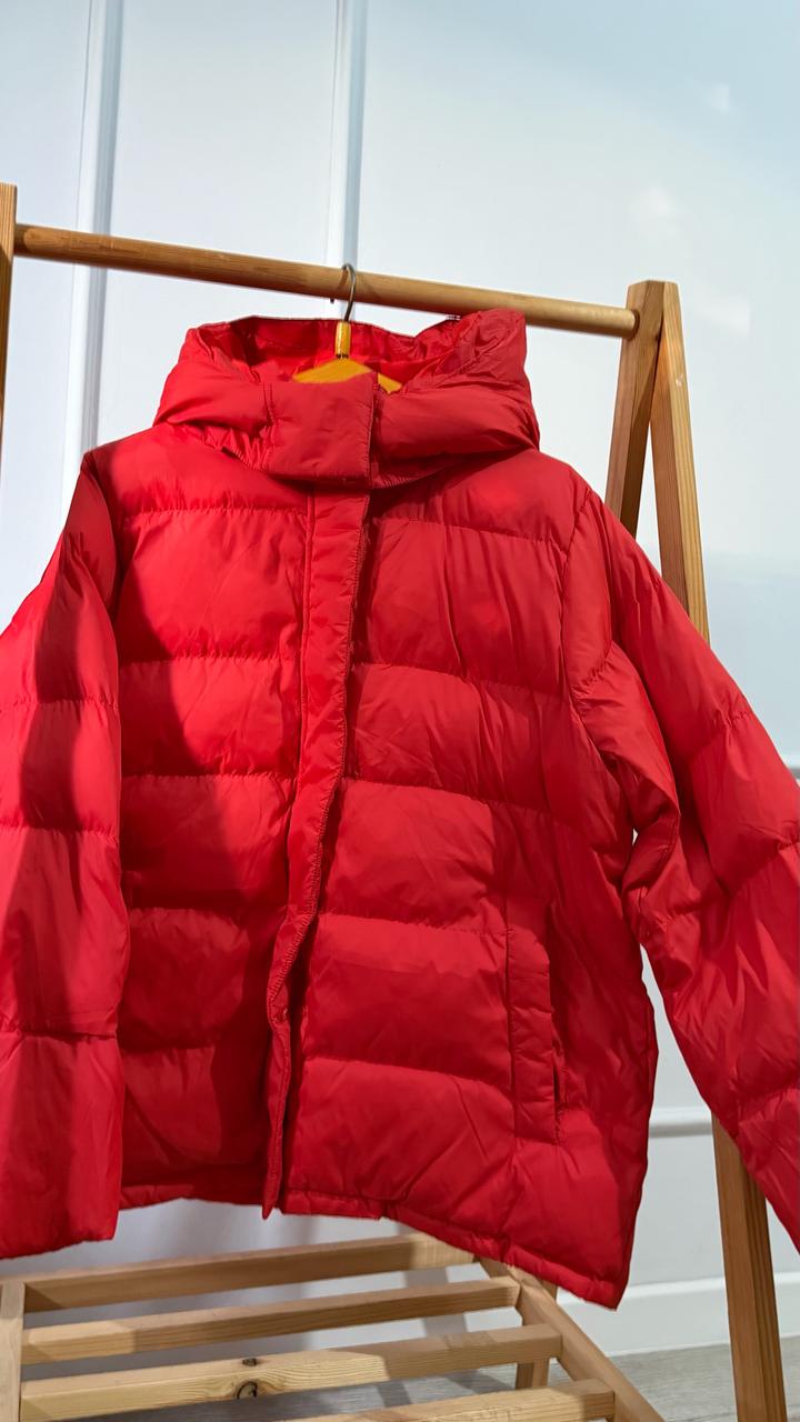 Красная куртка Bensimon