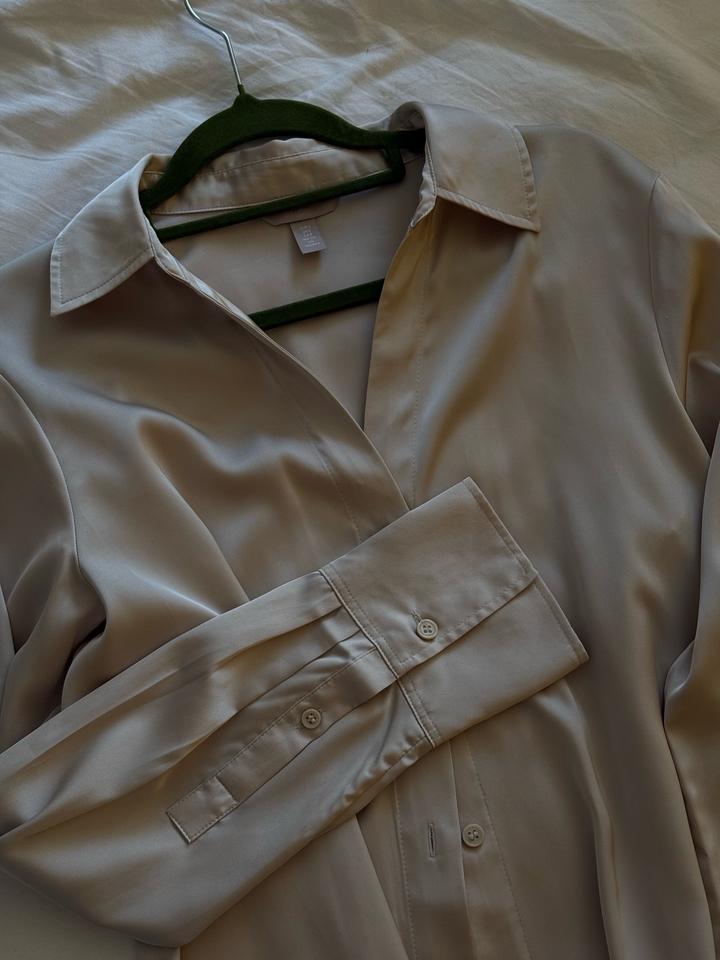 Атласная рубашка H&M