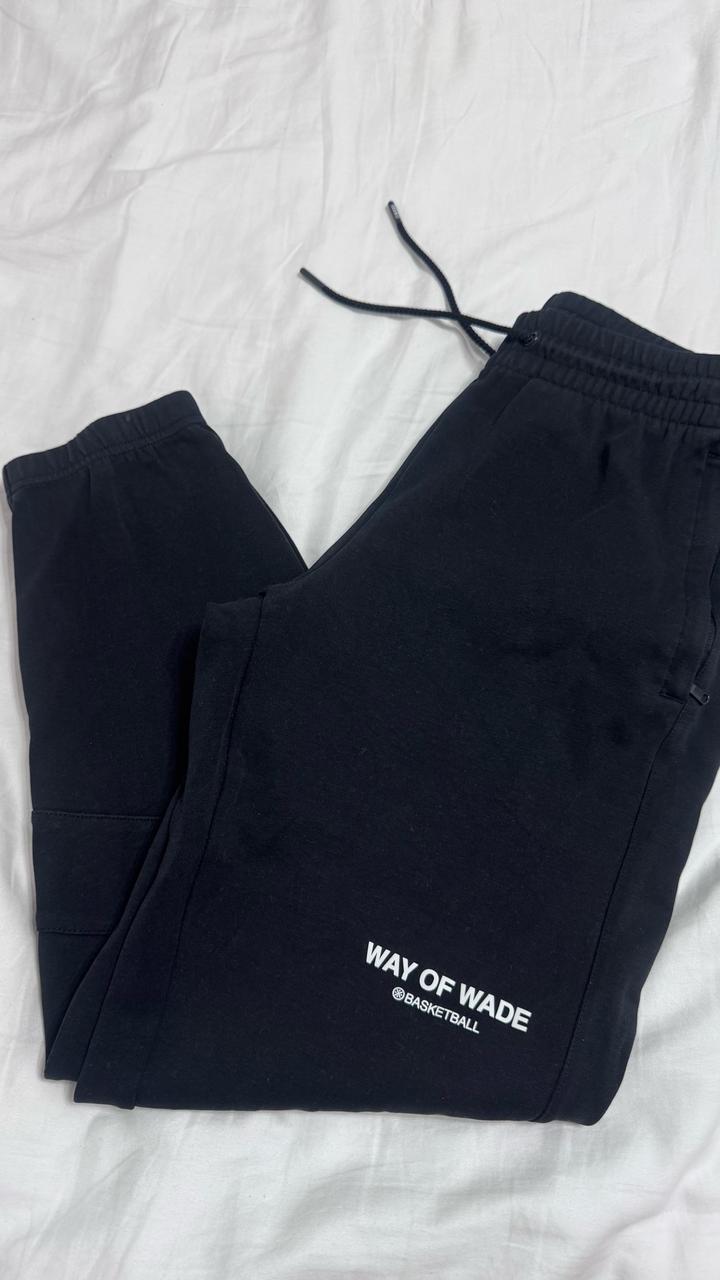 Спортивный костюм Essentials