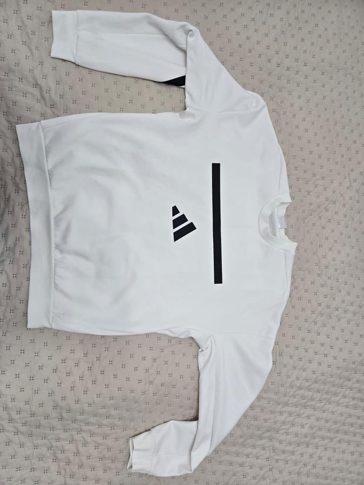 Свитшот adidas