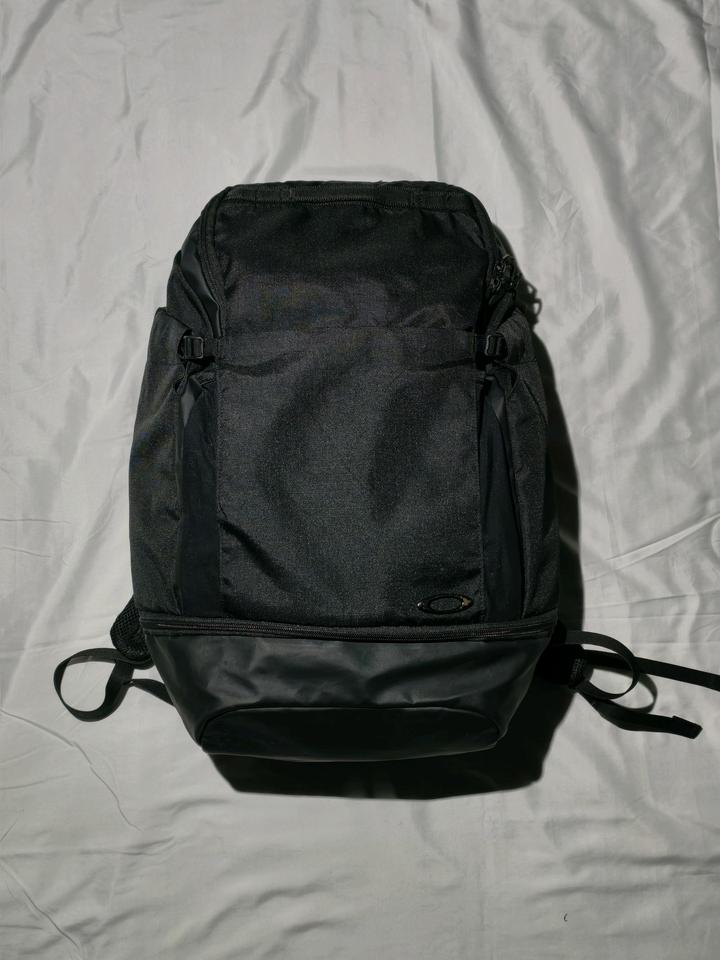 Vintage Oakley bag