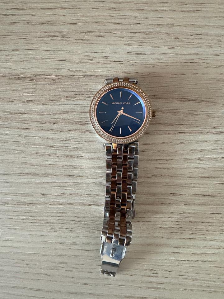 Женские часы Michael Kors