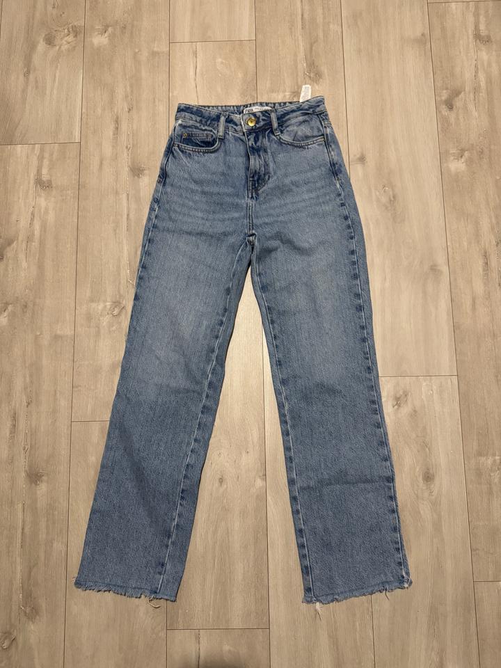 Джинсы ZARA