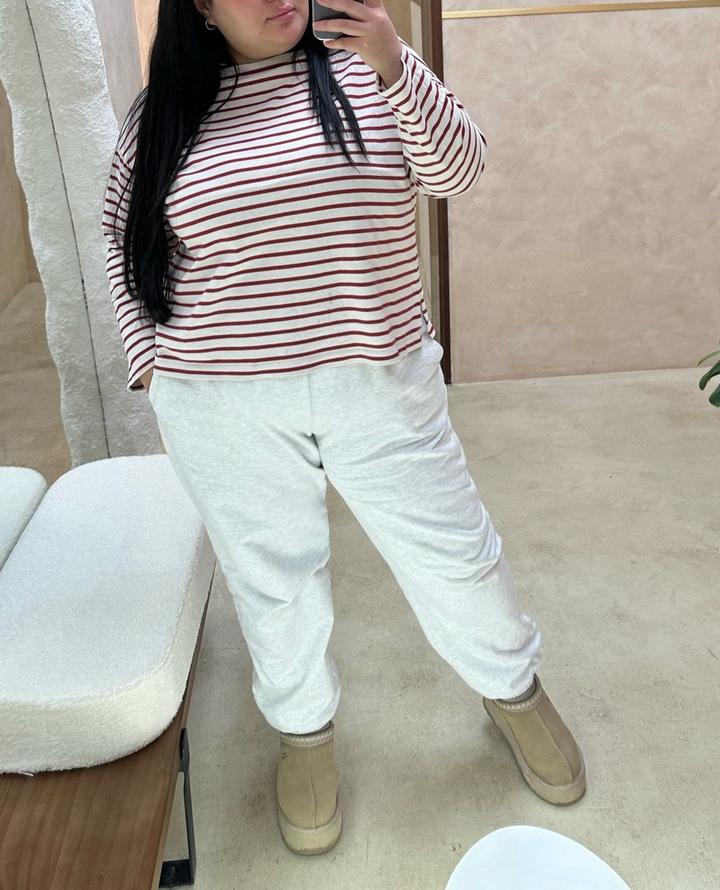Uniqlo Лонгслив в полоску uniglo