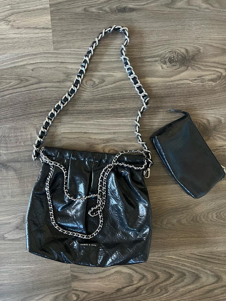 Сумка Charles & Keith