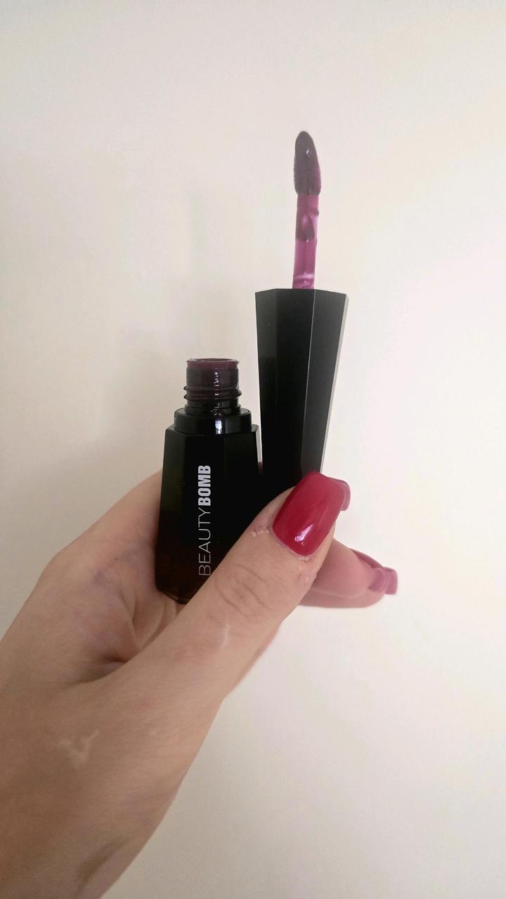 Beauty Bomb Жидкая помада