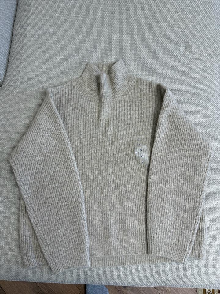 Джемпер в рубчик Uniqlo