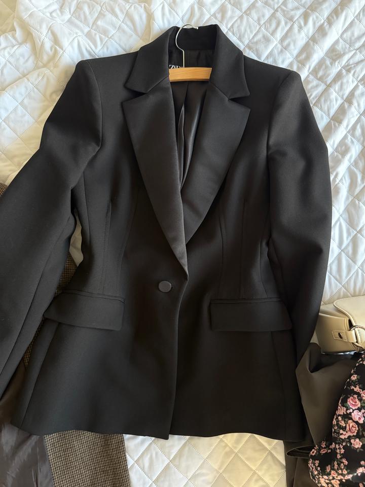 Женский пиджак ZARA