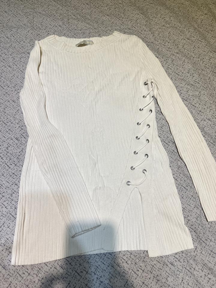 Джемпер GUESS