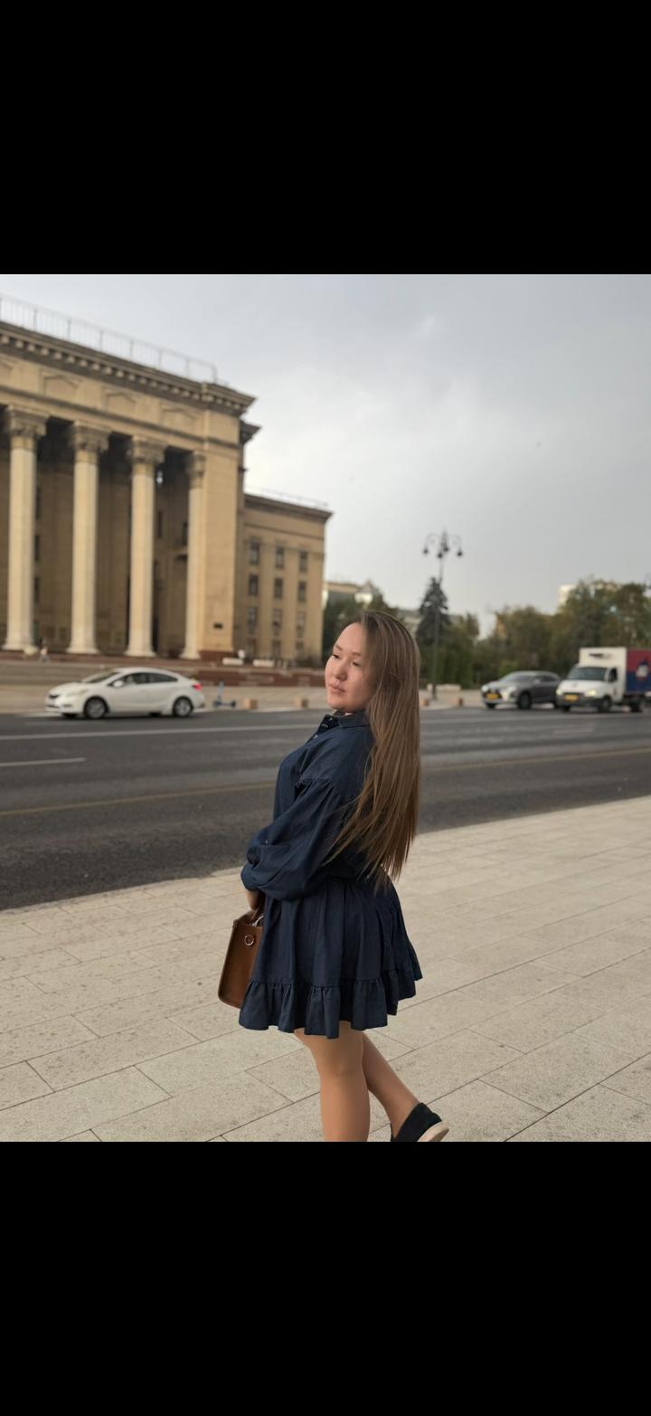 Джинсовое двойка мини с объемными рукавами