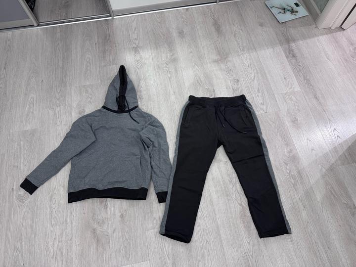 Corneliani Мужской спортивный костюм corneli