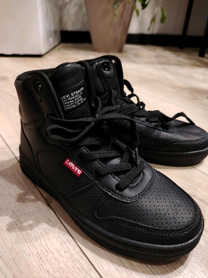 Ботинки Levi's