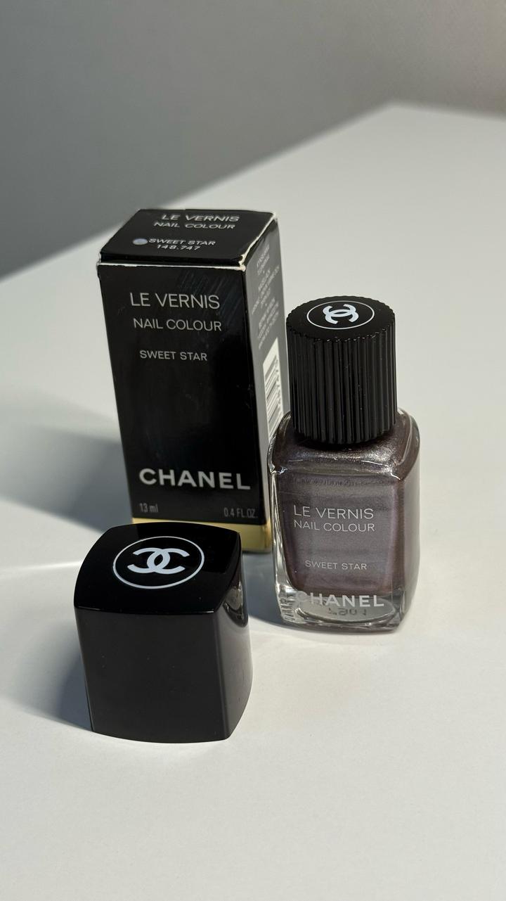 Лак для ногтей CHANEL Le Vernis Sweet Star (коллекционная лимитка)