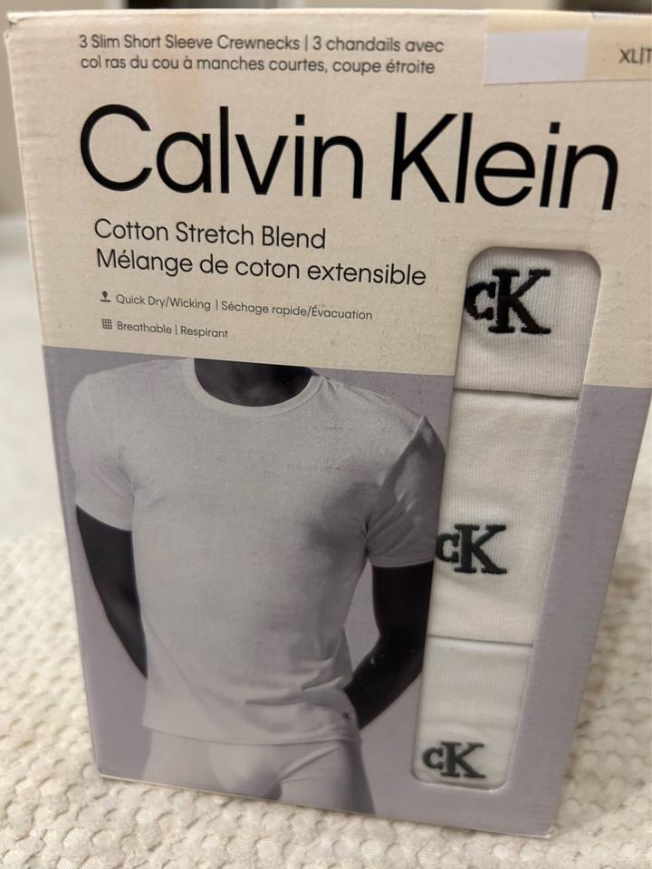 Футболки Calvin Klein