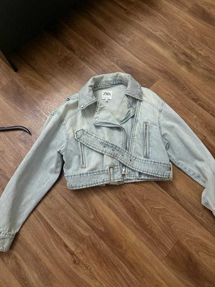 Джинсовая куртка ZARA