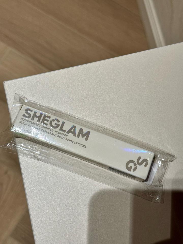 SHEGLAM Pout-Perfect Shine Lip Plumper блеск для губ