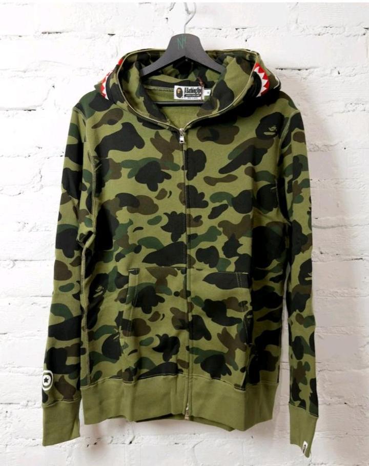 Зип-худи BAPE Shark (или просто зипка Бейп)