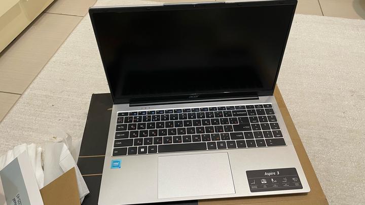 Ноутбук Acer Aspire 3