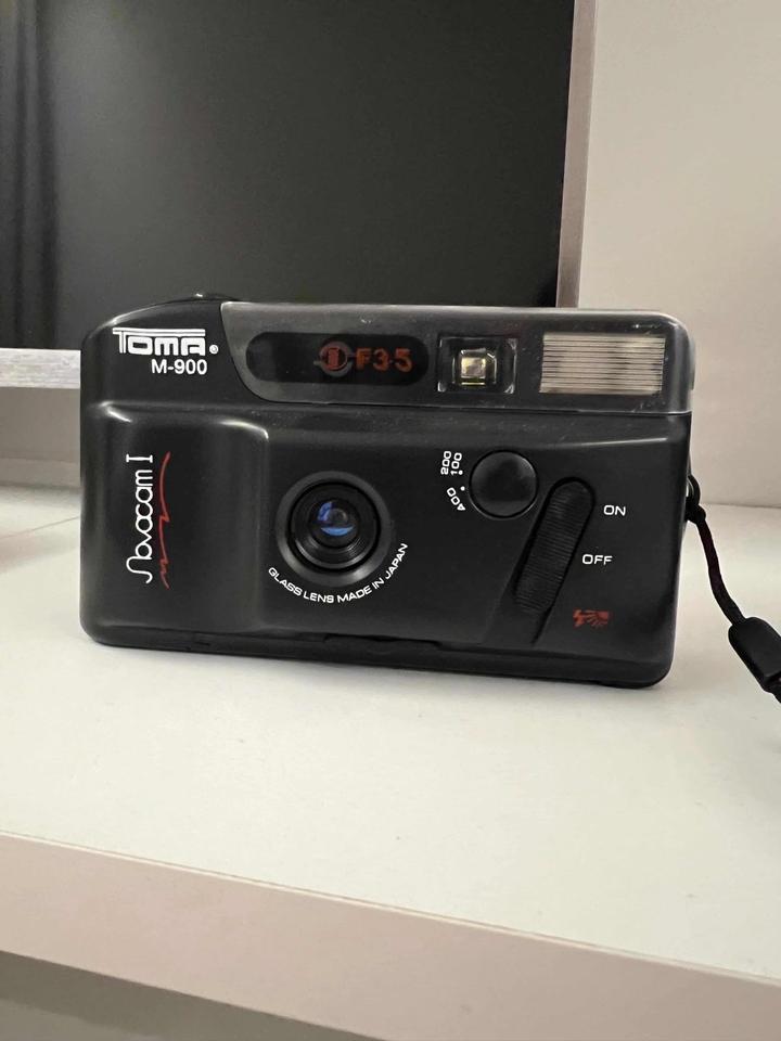 Пленочный фотоаппарат