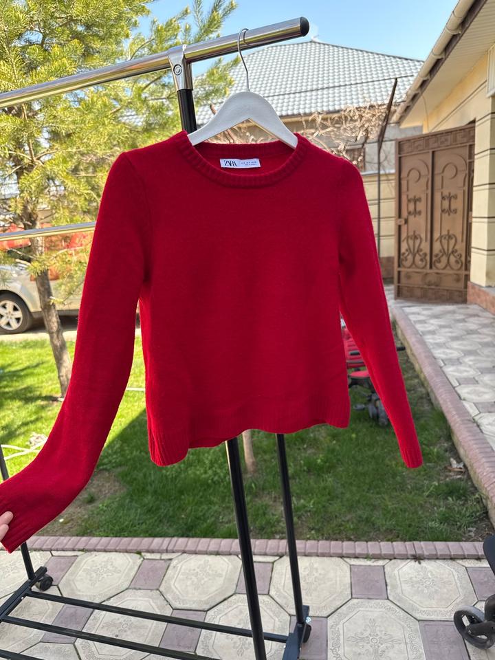 Свитер Зара