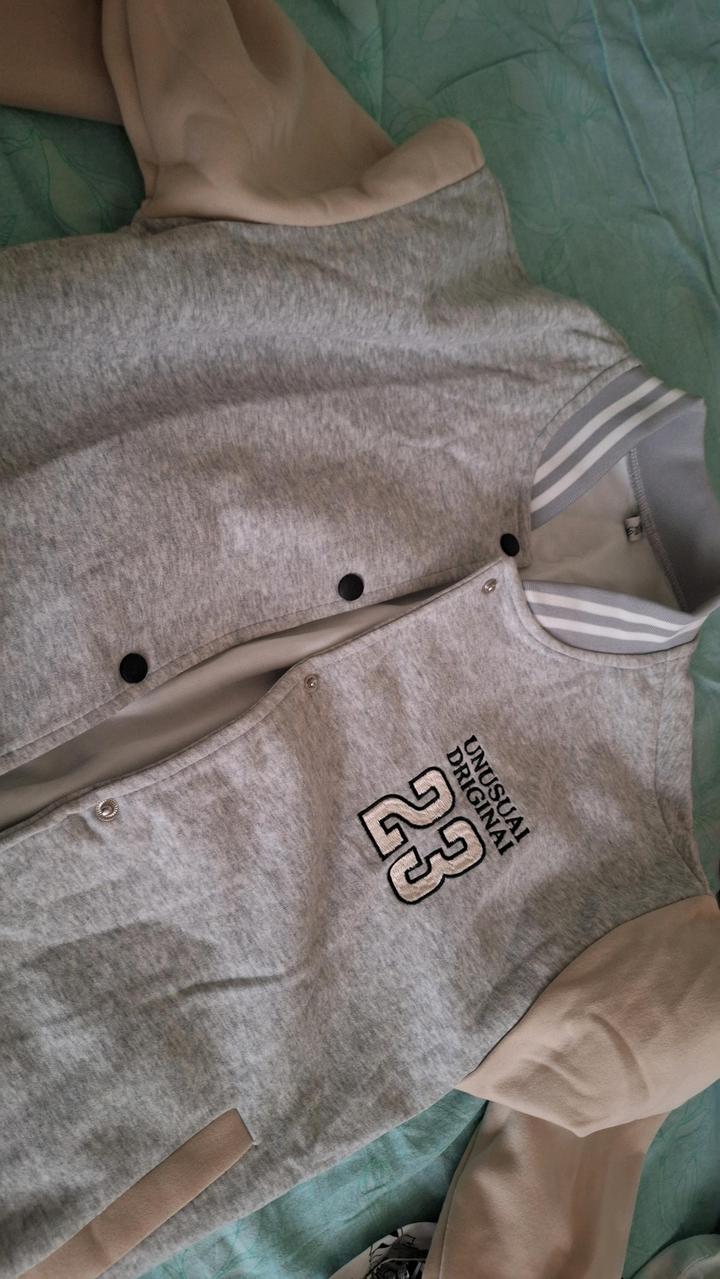 продам кофту. идеальное состояние