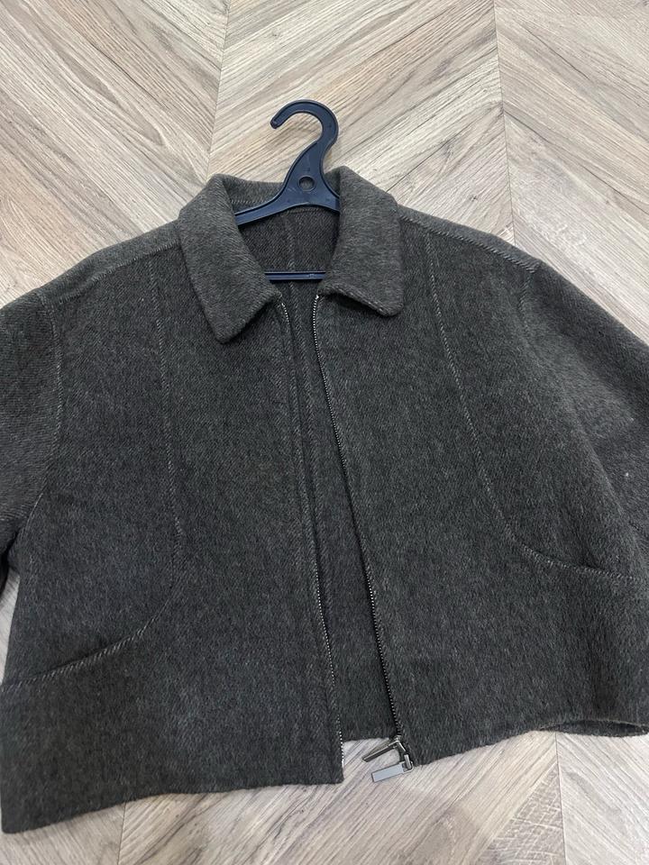 Упроченная шерстяная курточка