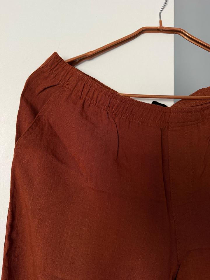 Льняные брюки от Zara