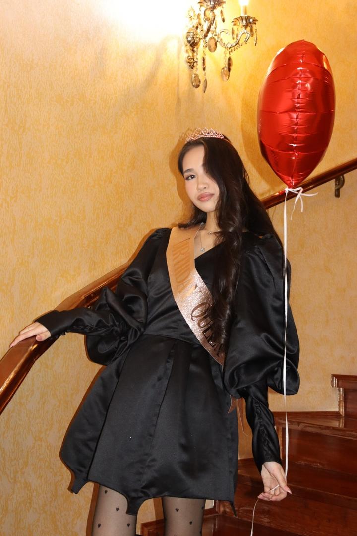 Вечернее платье, кукольное