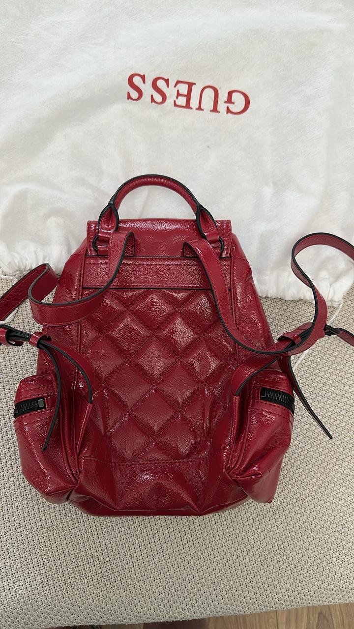 Рюкзак-сумочка Guess