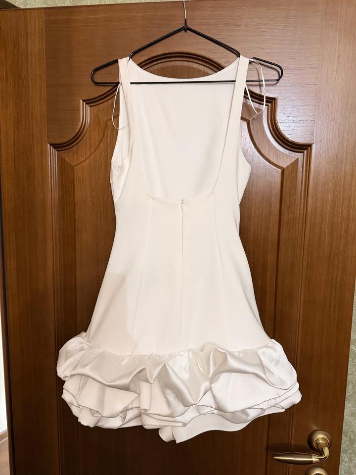 Белое платье Zara