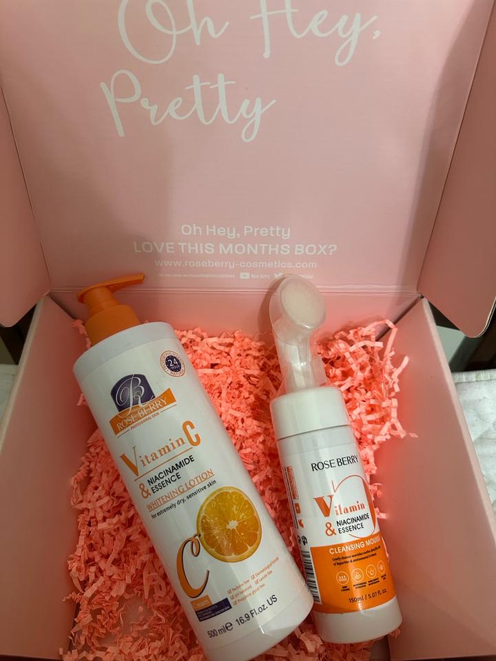 Набор для тела и лица с Дубая! Умывашка и лосьон для тела последний!