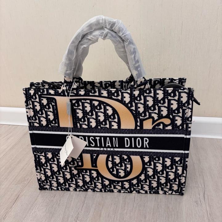 Шопер от Dior текстиль