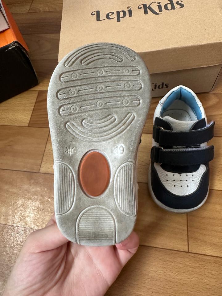 Детская обувь на первые шаги