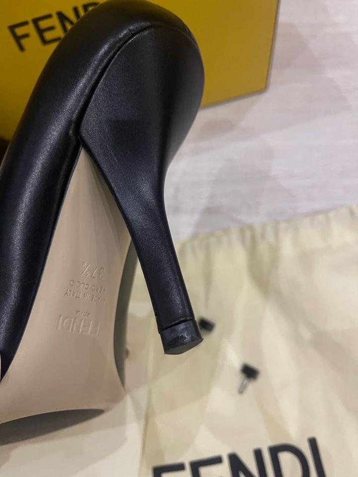 Туфли Fendi Размер 37,5 оригинал, в идеале.