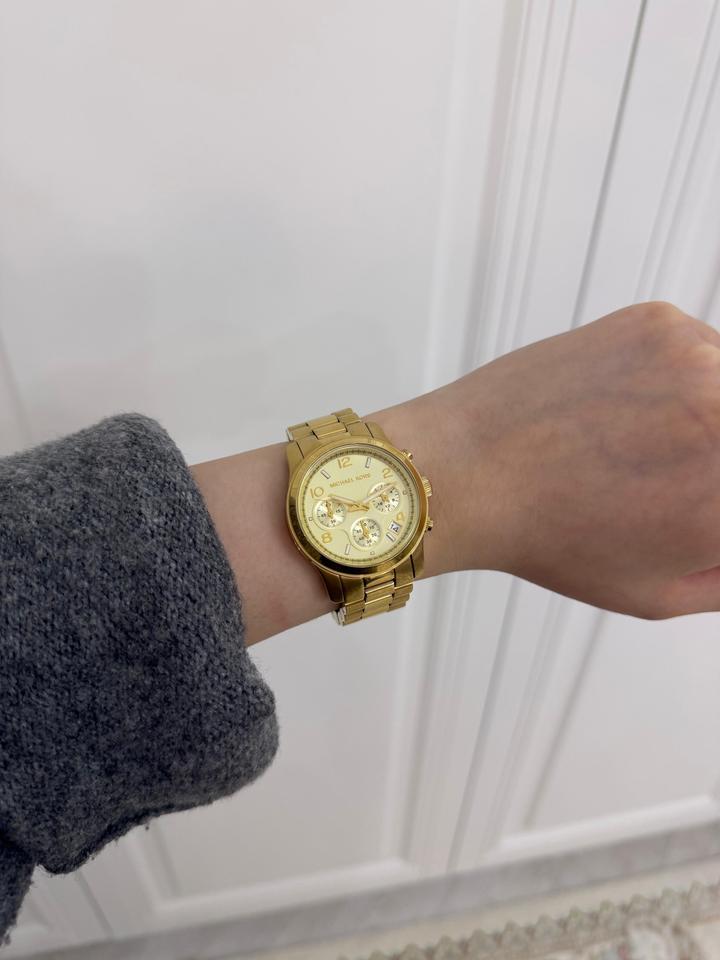 Продается часы