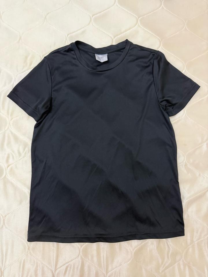 Черная футболка GSD, размер S