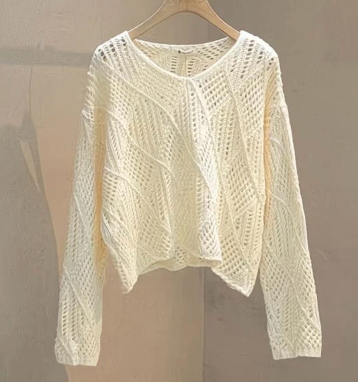 Кофта с дирками