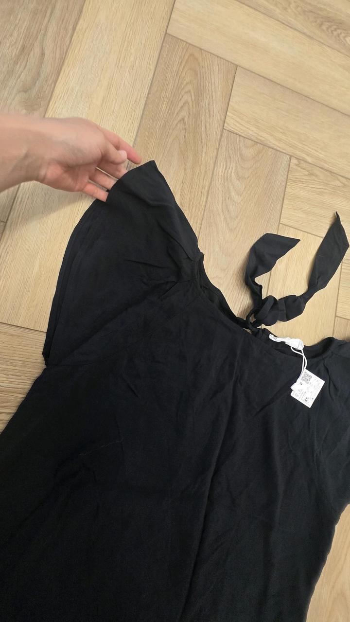 Черная кофта на лето от MANGO