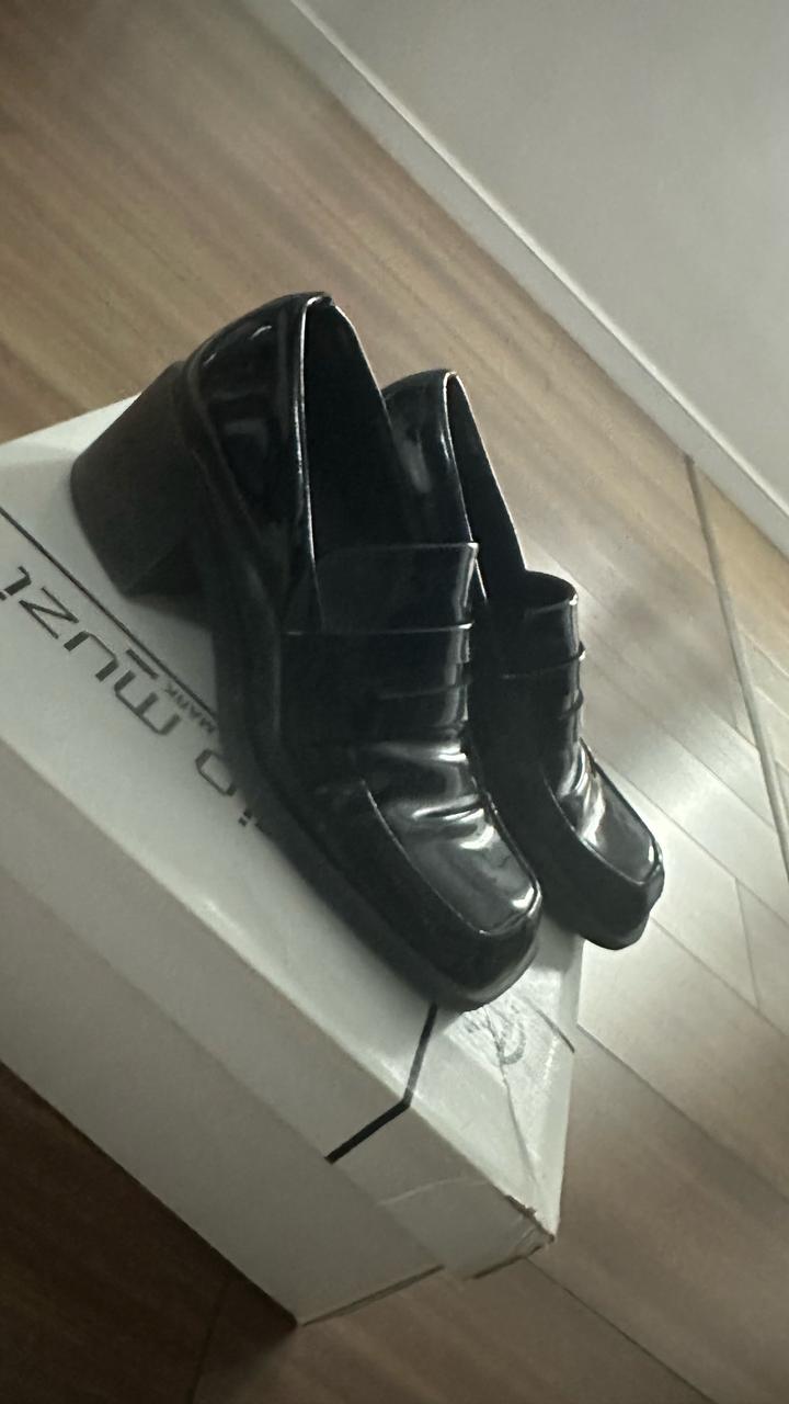 Стильные лоуферы от ZARA