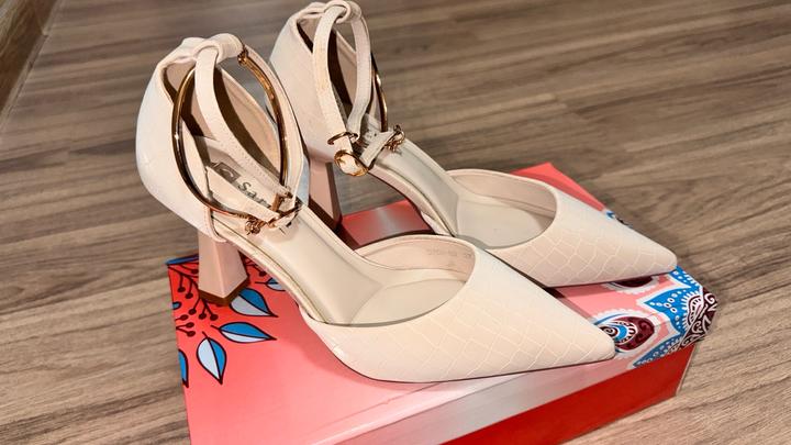 Туфли бежевый