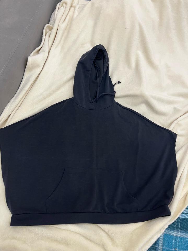 Кофта летучая мышь