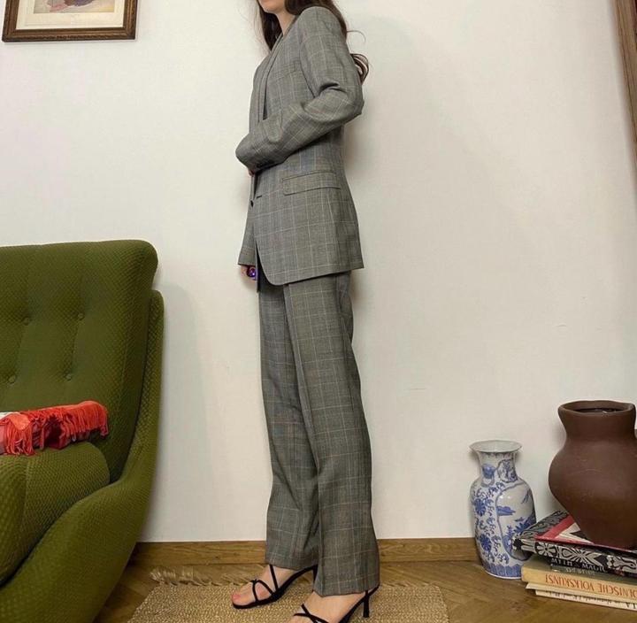 Брючный Костюм от D&G, оригинал. 100% шерсть